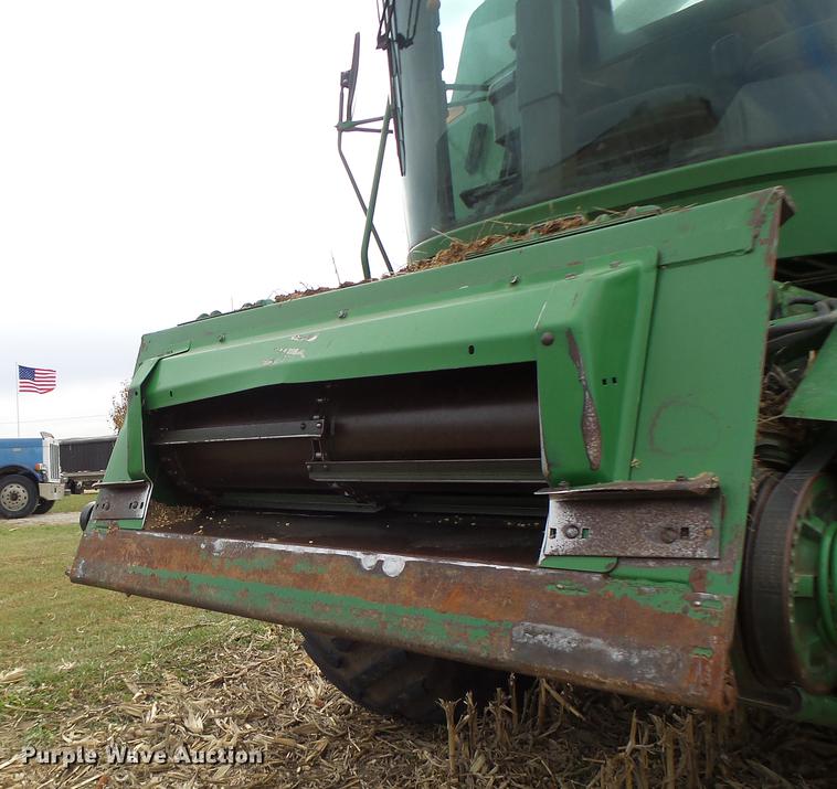 image for item DB9908 1990 John Deere 9500 RWA combine