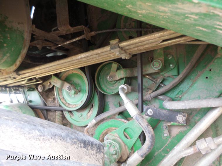 image for item DB9908 1990 John Deere 9500 RWA combine