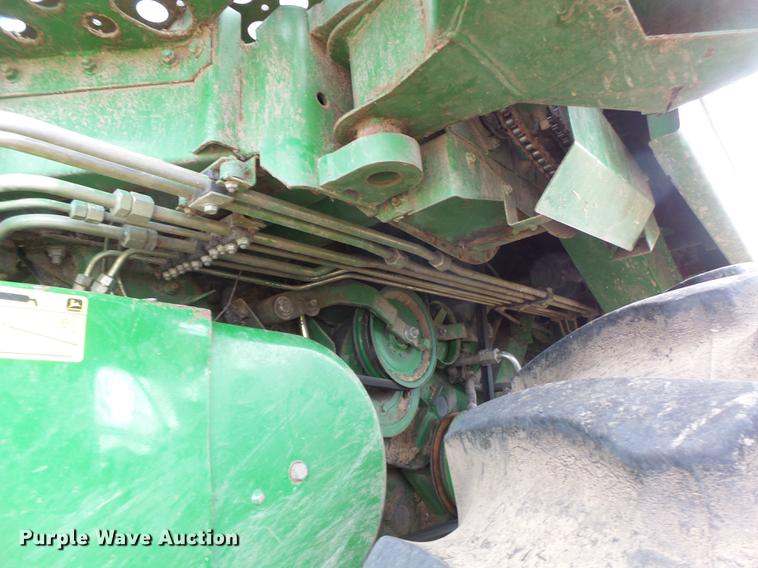 image for item DB9908 1990 John Deere 9500 RWA combine