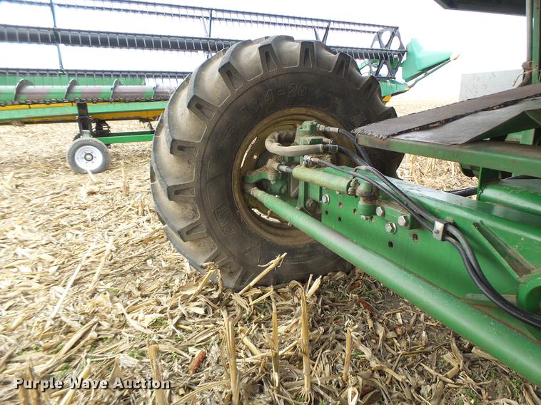 image for item DB9908 1990 John Deere 9500 RWA combine