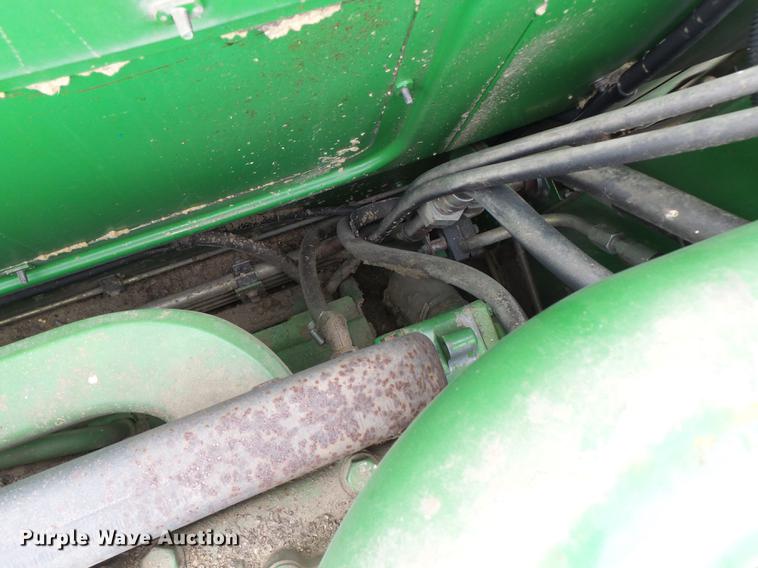 image for item DB9908 1990 John Deere 9500 RWA combine