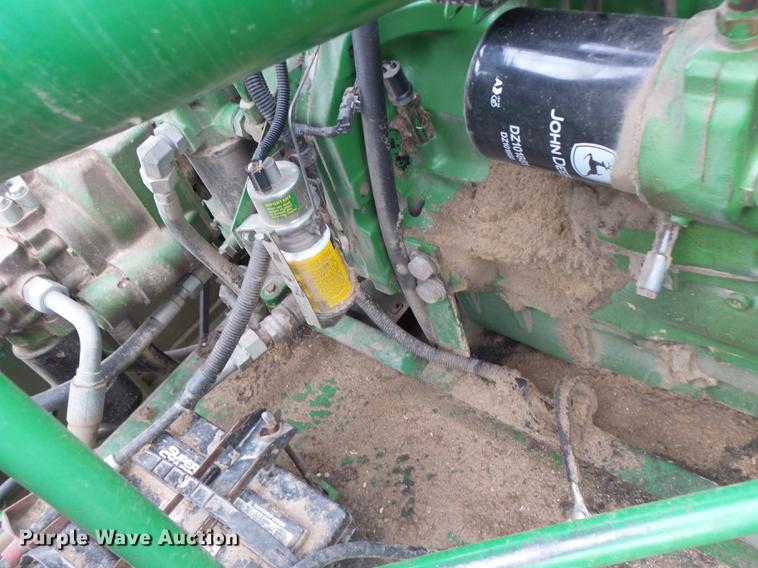 image for item DB9908 1990 John Deere 9500 RWA combine
