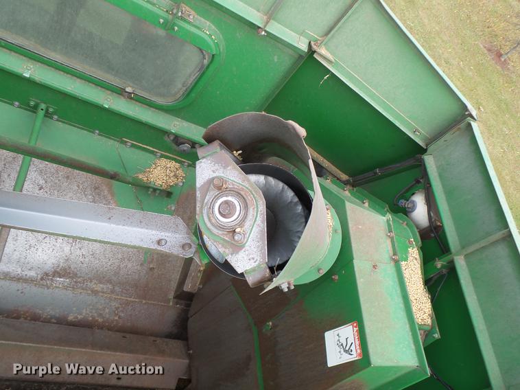 image for item DB9908 1990 John Deere 9500 RWA combine