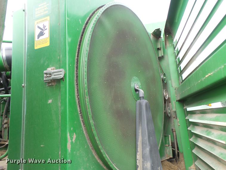 image for item DB9908 1990 John Deere 9500 RWA combine