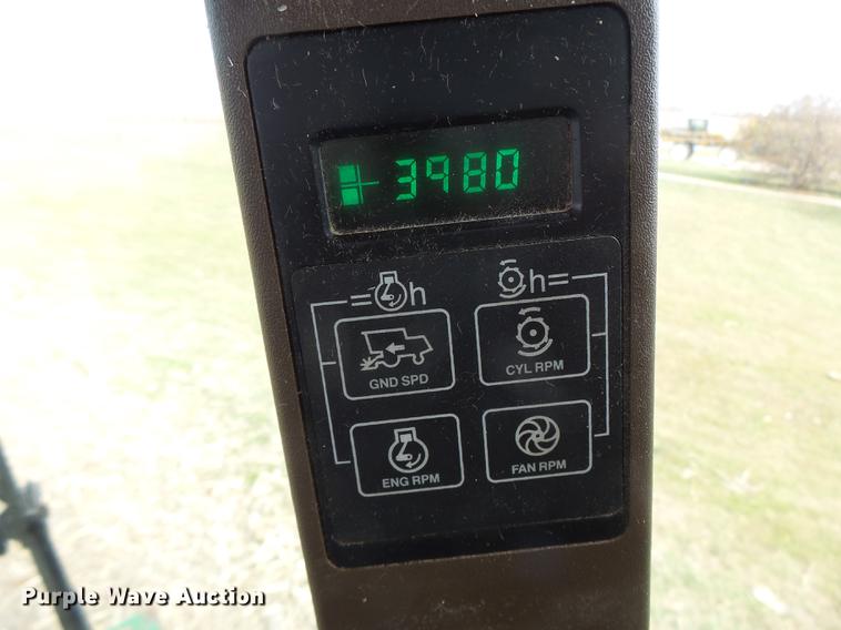 image for item DB9908 1990 John Deere 9500 RWA combine