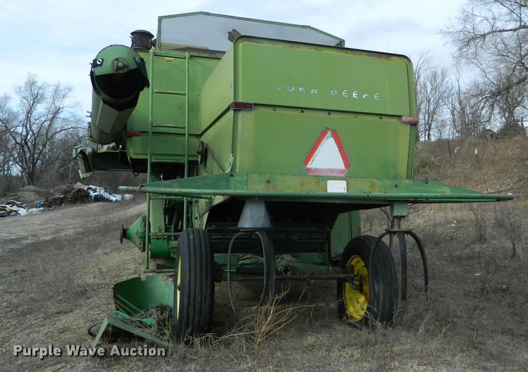 image for item DB9974 John Deere 7700 Turbo combine