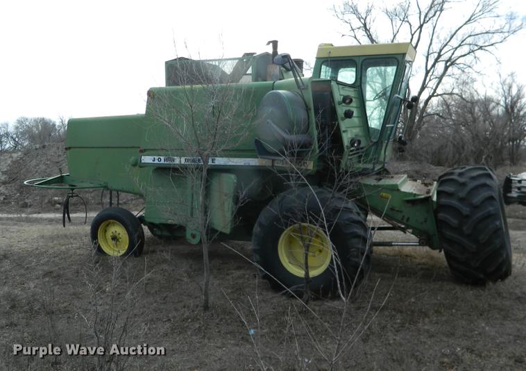 image for item DB9974 John Deere 7700 Turbo combine