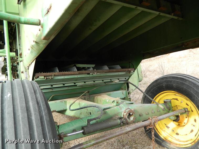 image for item DB9974 John Deere 7700 Turbo combine