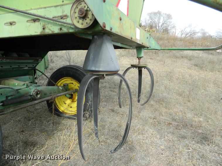 image for item DB9974 John Deere 7700 Turbo combine