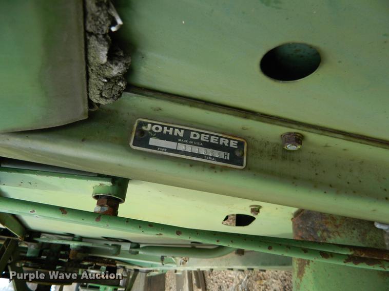 image for item DB9974 John Deere 7700 Turbo combine