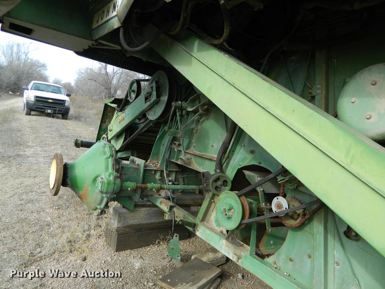image for item DB9974 John Deere 7700 Turbo combine
