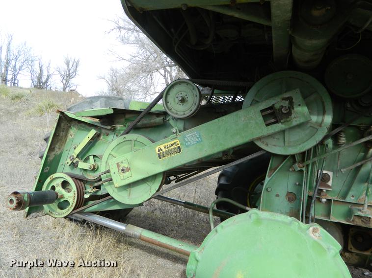image for item DB9974 John Deere 7700 Turbo combine