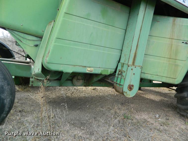 image for item DB9974 John Deere 7700 Turbo combine