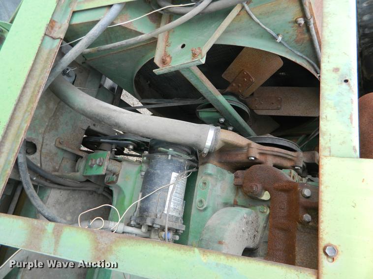 image for item DB9974 John Deere 7700 Turbo combine