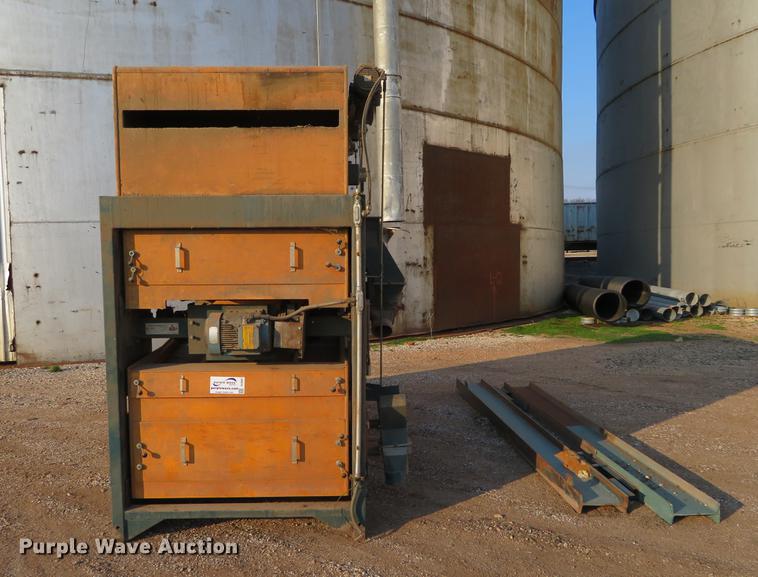 image for item DC0807 Carter-Day Cimbrian Unigrain LTD seed cleaner