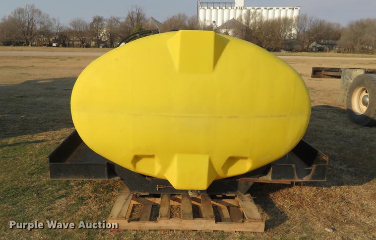 image for item DC0810 Fertilizer poly tank