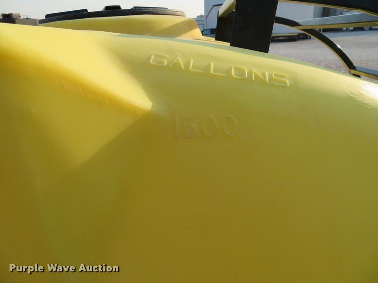 image for item DC0810 Fertilizer poly tank