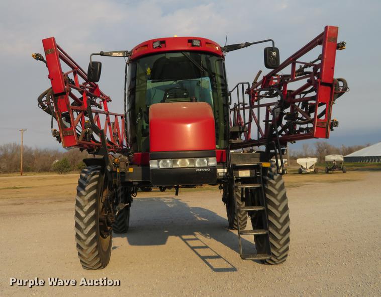 image for item DC0812 2007 Case IH Patriot 4420 self-propelled sprayer