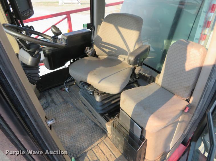 image for item DC0812 2007 Case IH Patriot 4420 self-propelled sprayer