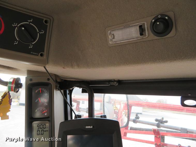 image for item DC0812 2007 Case IH Patriot 4420 self-propelled sprayer