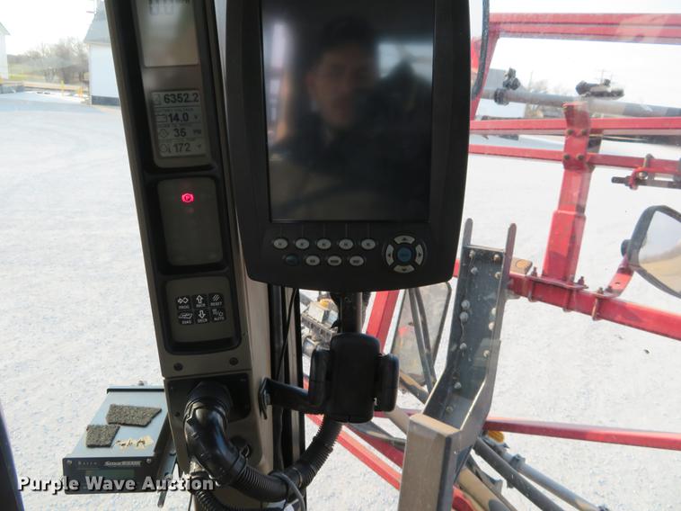 image for item DC0812 2007 Case IH Patriot 4420 self-propelled sprayer