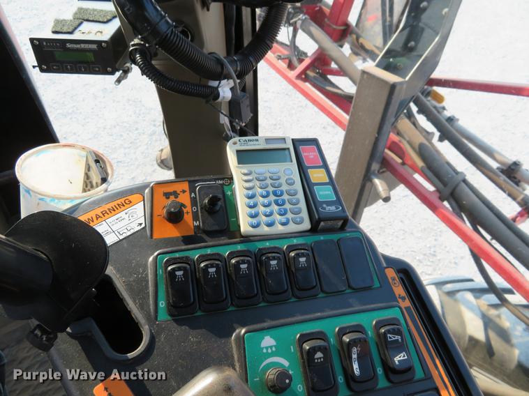 image for item DC0812 2007 Case IH Patriot 4420 self-propelled sprayer