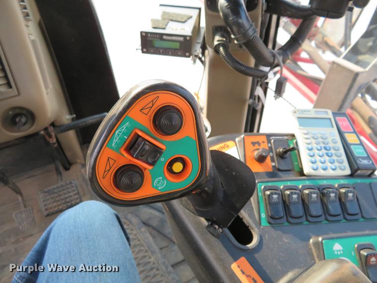 image for item DC0812 2007 Case IH Patriot 4420 self-propelled sprayer