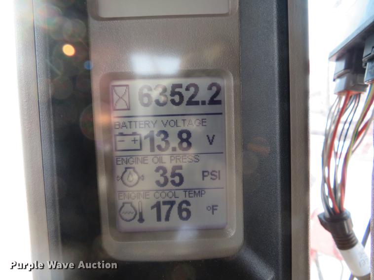 image for item DC0812 2007 Case IH Patriot 4420 self-propelled sprayer