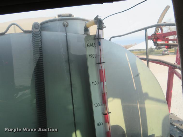 image for item DC0812 2007 Case IH Patriot 4420 self-propelled sprayer