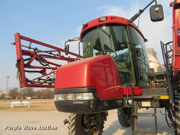 image for item DC0812 2007 Case IH Patriot 4420 self-propelled sprayer