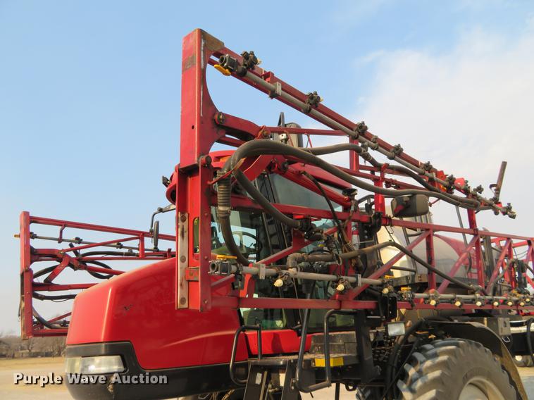 image for item DC0812 2007 Case IH Patriot 4420 self-propelled sprayer
