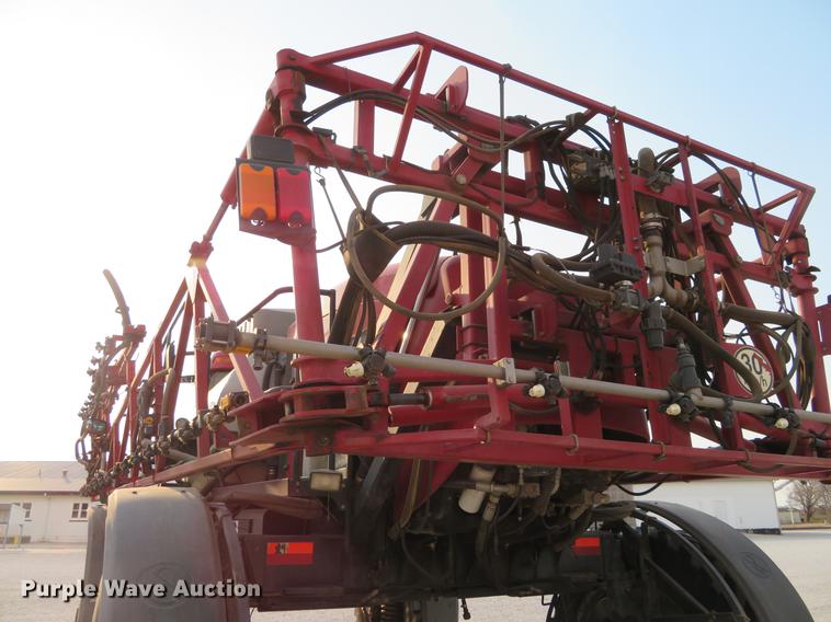 image for item DC0812 2007 Case IH Patriot 4420 self-propelled sprayer