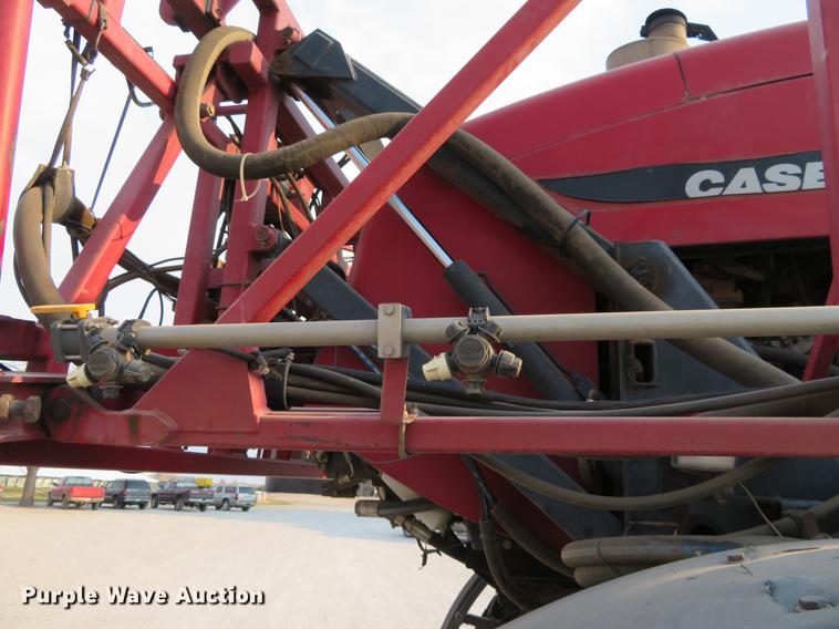 image for item DC0812 2007 Case IH Patriot 4420 self-propelled sprayer