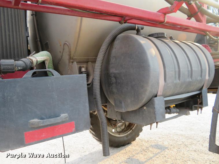 image for item DC0812 2007 Case IH Patriot 4420 self-propelled sprayer