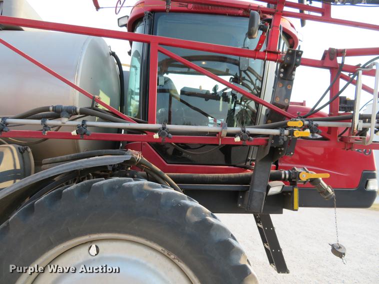 image for item DC0812 2007 Case IH Patriot 4420 self-propelled sprayer