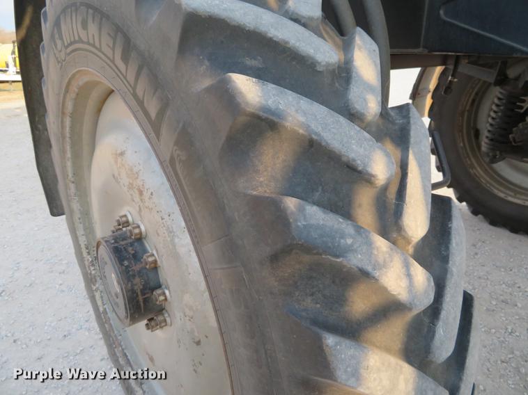 image for item DC0812 2007 Case IH Patriot 4420 self-propelled sprayer