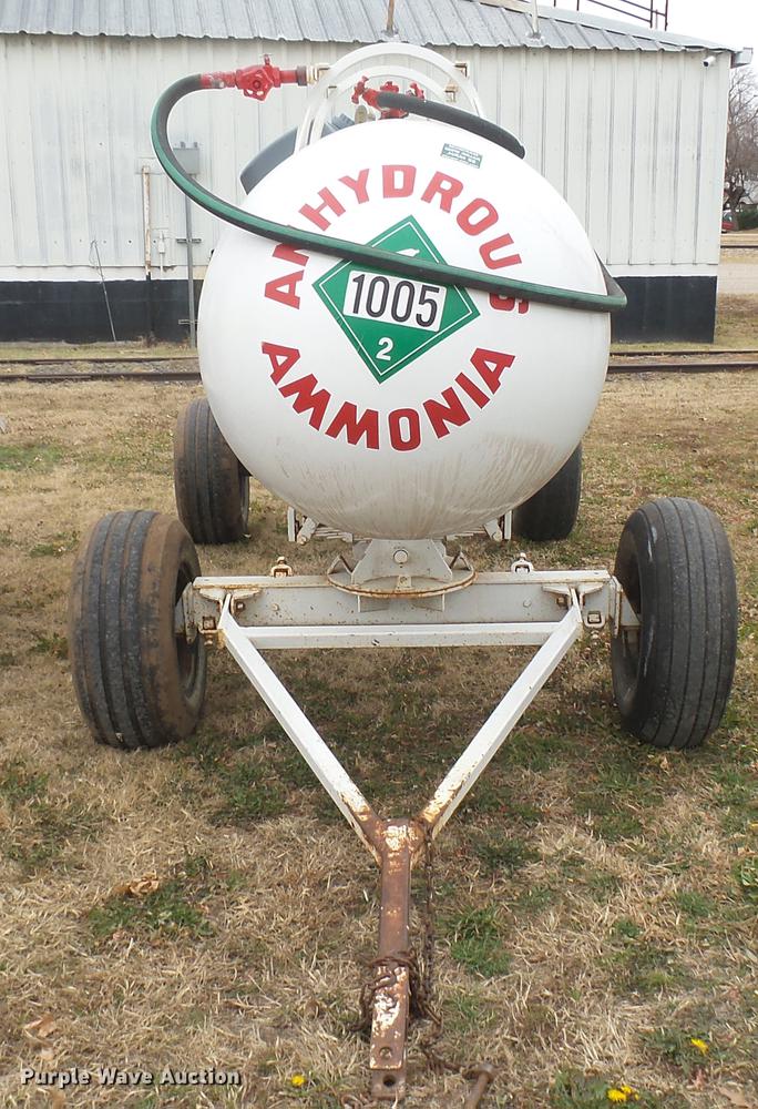 image for item DC1900 Anhydrous ammonia tank