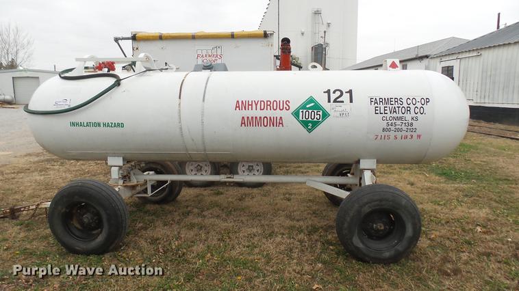 image for item DC1900 Anhydrous ammonia tank