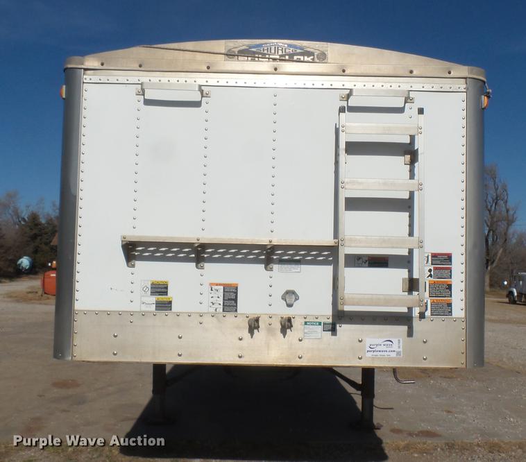 image for item DC1930 2002 Wilson DWH-400 double hopper bottom grain trailer