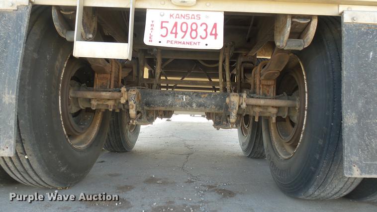 image for item DC1930 2002 Wilson DWH-400 double hopper bottom grain trailer