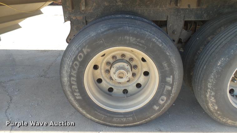 image for item DC1930 2002 Wilson DWH-400 double hopper bottom grain trailer