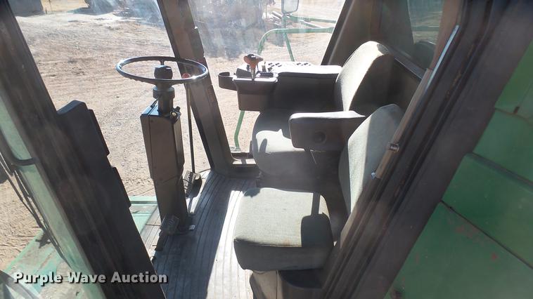image for item DC1950 1995 John Deere 9600 combine