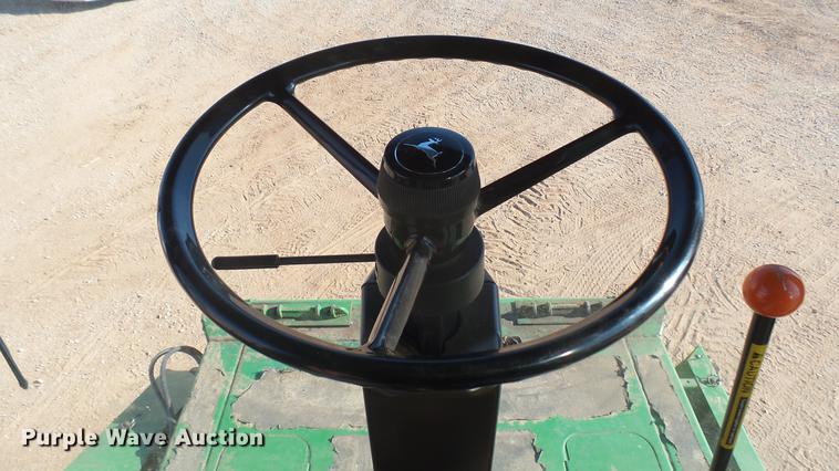 image for item DC1950 1995 John Deere 9600 combine