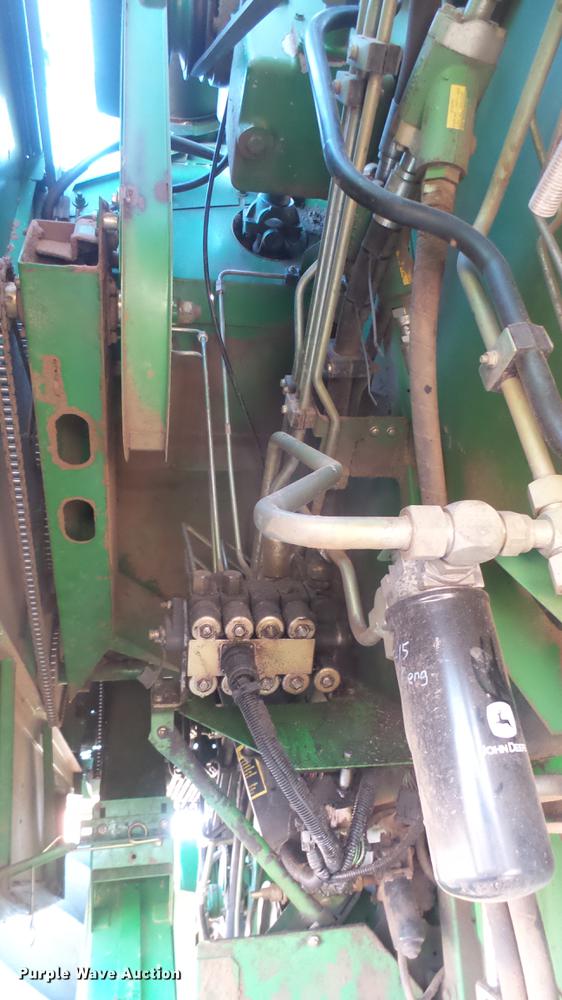 image for item DC1950 1995 John Deere 9600 combine