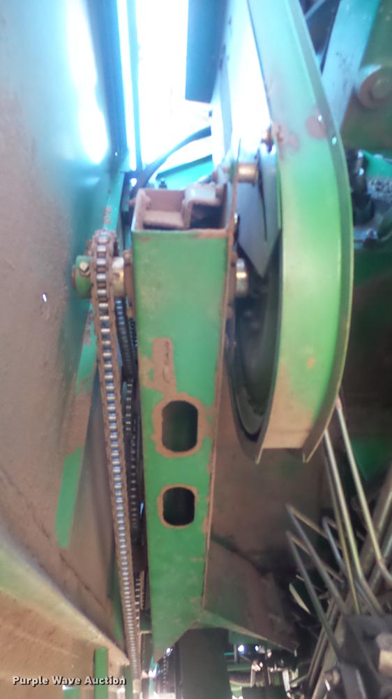 image for item DC1950 1995 John Deere 9600 combine