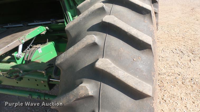 image for item DC1950 1995 John Deere 9600 combine