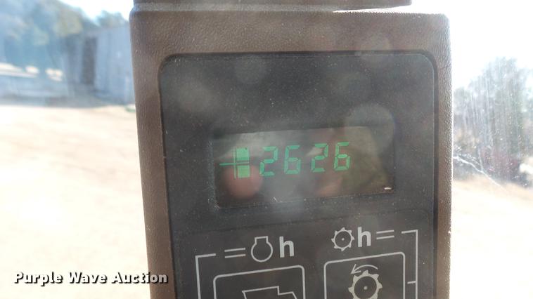 image for item DC1950 1995 John Deere 9600 combine