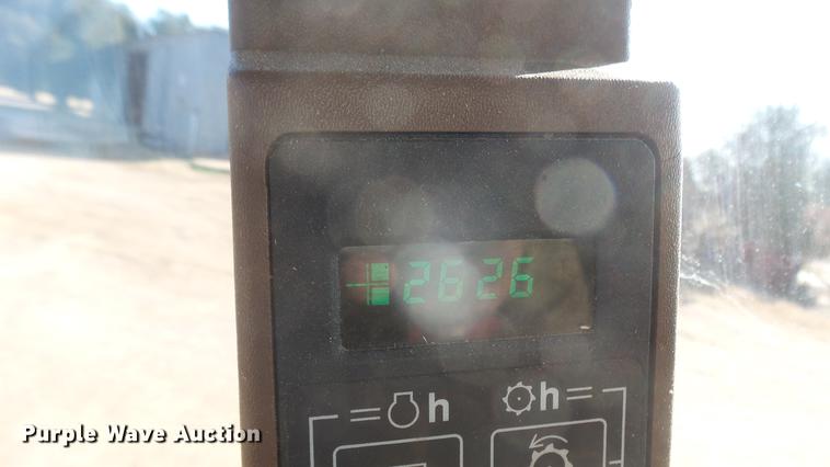 image for item DC1950 1995 John Deere 9600 combine