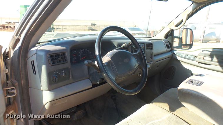 image for item DC1951 2000 Ford F350 Super Duty flatbed pickup truck