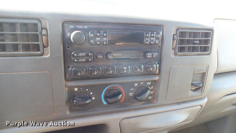 image for item DC1951 2000 Ford F350 Super Duty flatbed pickup truck